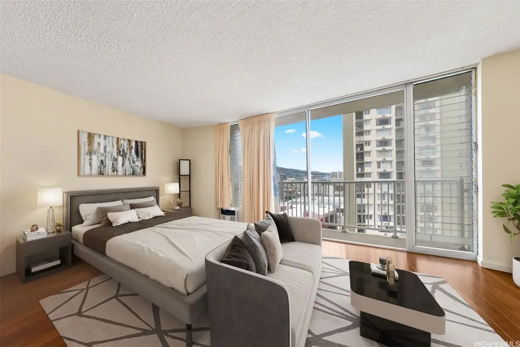 750 Amana Street # 1207, Honolulu