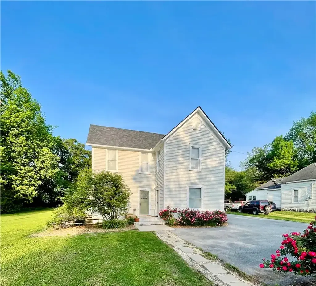 515 S Washington Street, Siloam Springs