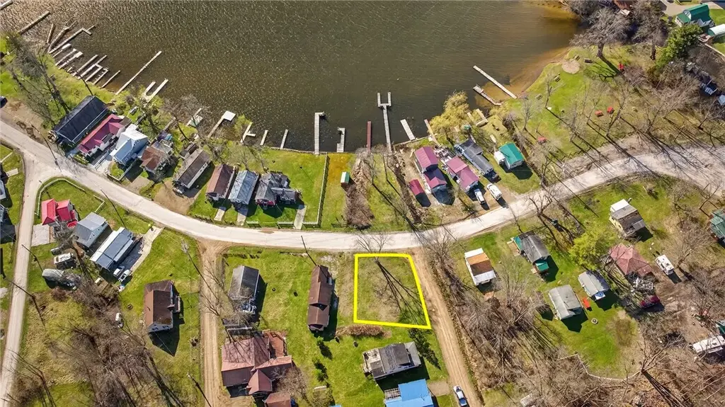 24186 Lakeview Drive , Canadohta Lake
