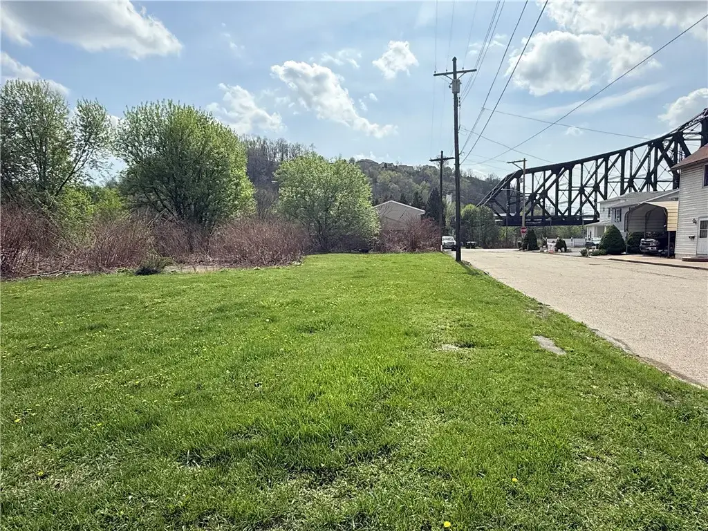386 Atlantic Avenue , Monaca