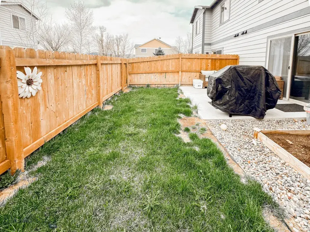 23 Prairie Grass B, Bozeman