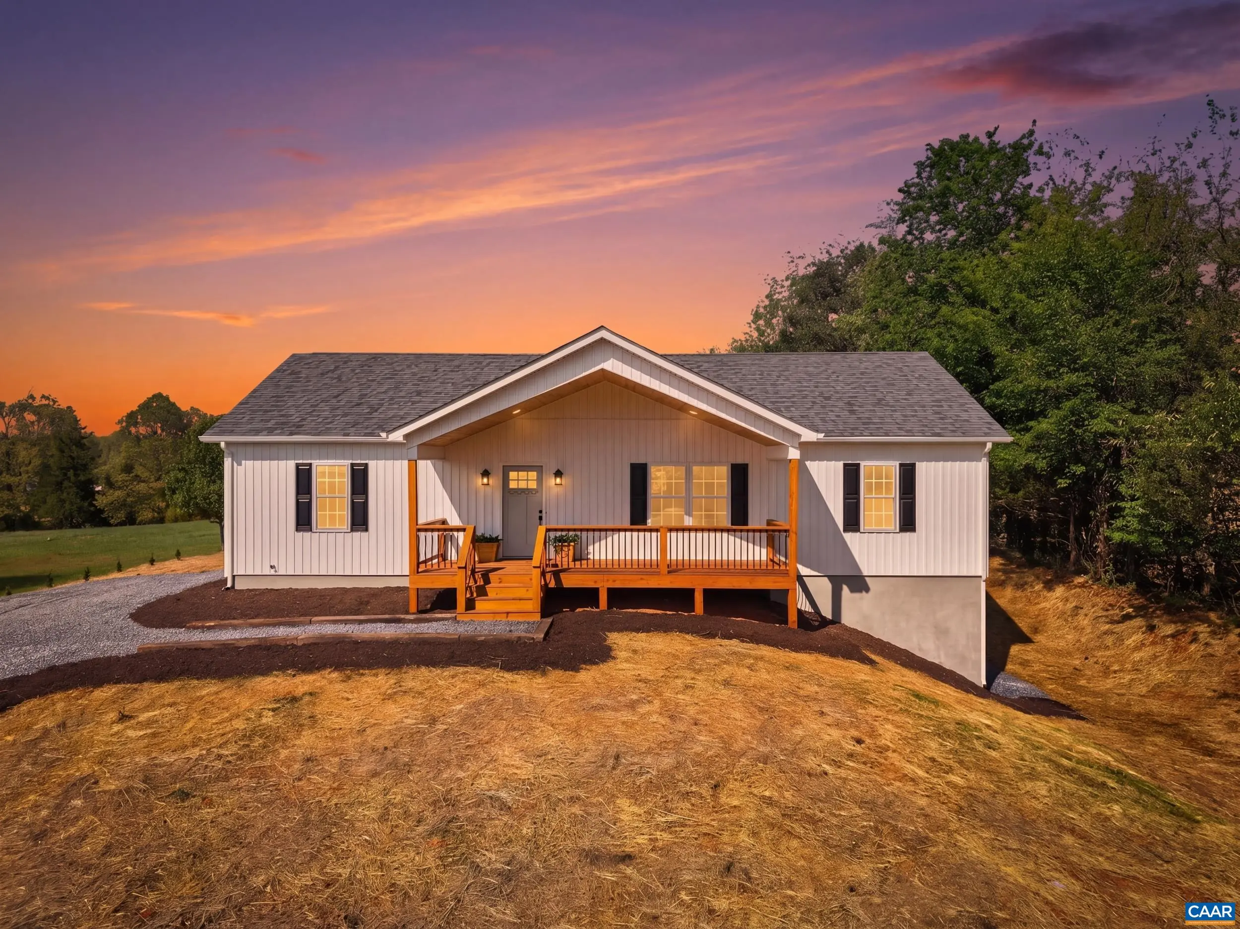 140 Stoney Creek, Madison Heights