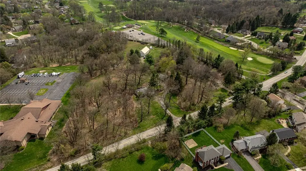 2168 Reis Run Road , Franklin Park
