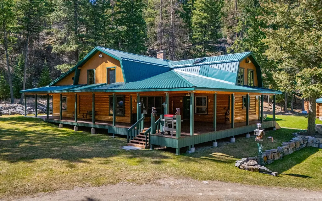 1760 Browns Meadow Road, Kila
