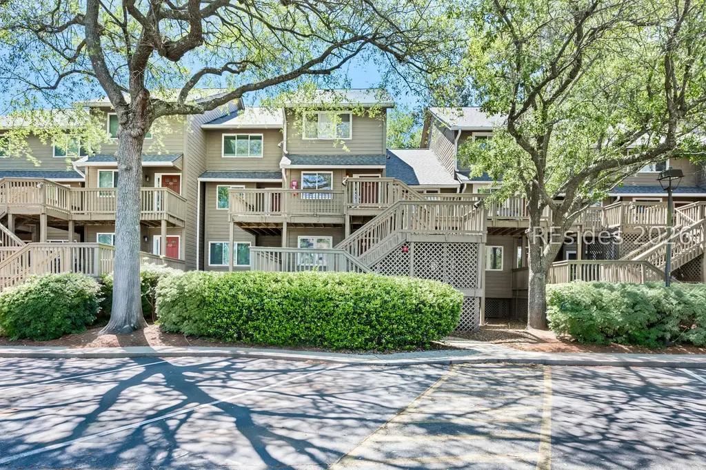 50 Yacht Cove Drive 327, Hilton Head Island