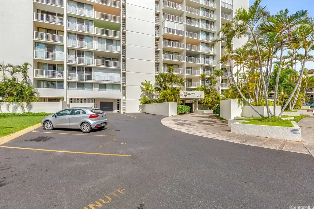 98-410 Koauka Loop # 4f, Aiea