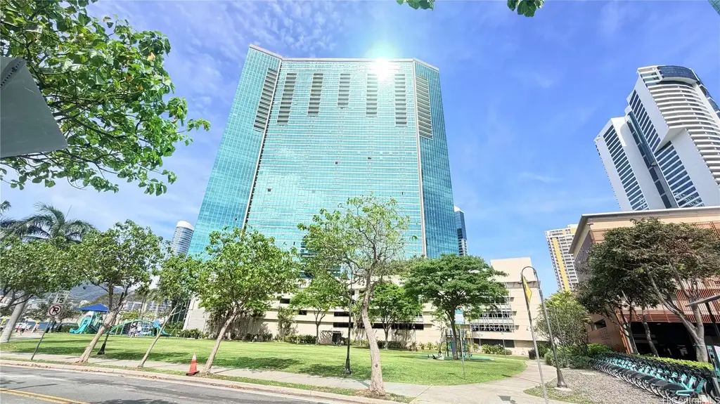 (unit #3204) 1177 Queen Street, Honolulu