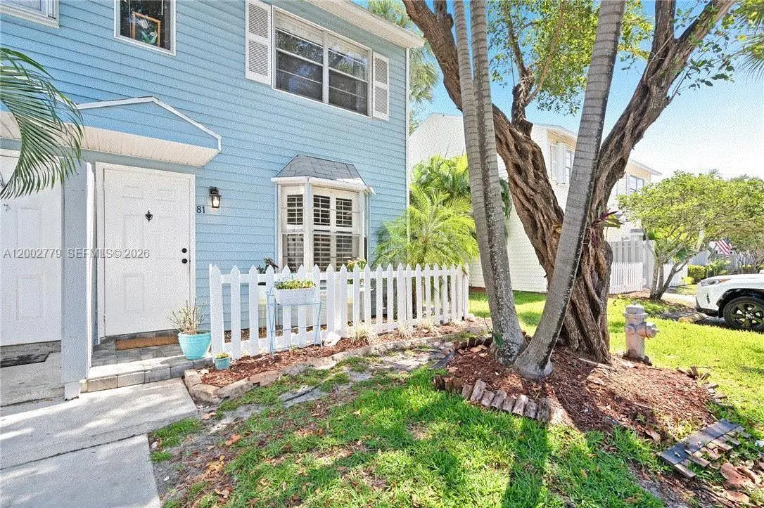 Photo of Listing #A12002779