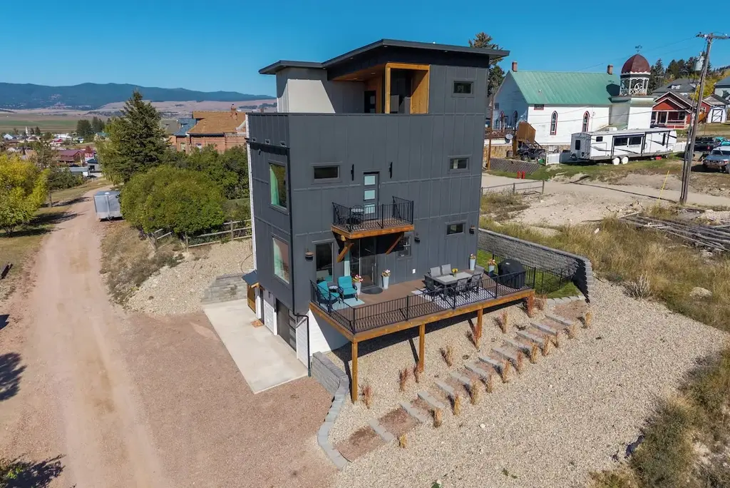 217 W Granite Street, Philipsburg