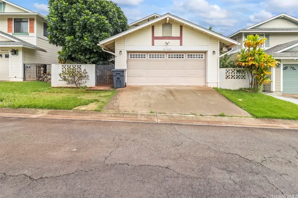 94-1052 Kaloli Loop, Waipahu