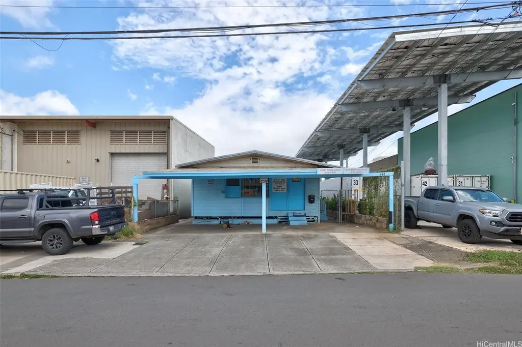 748 Gulick Avenue, Honolulu