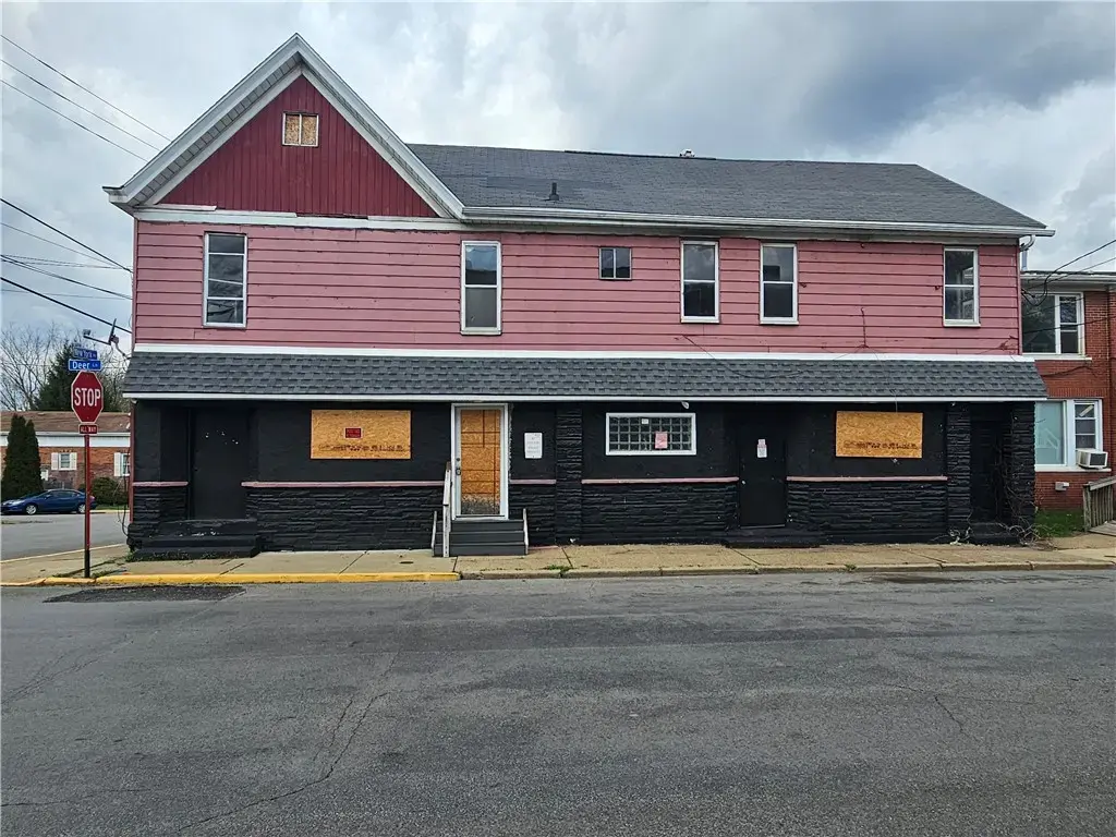 406 Deer Lane , Rochester