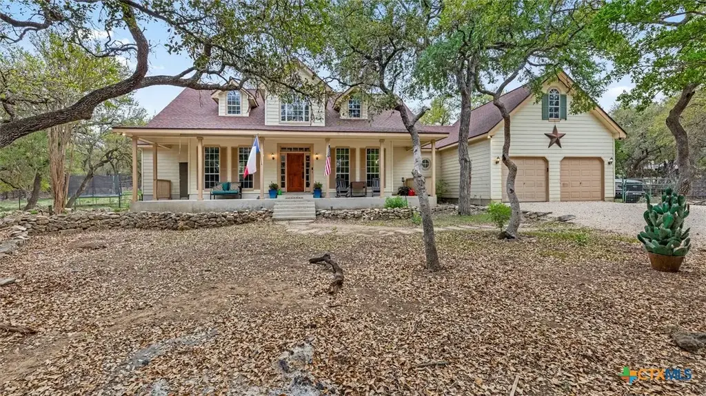 1716 Phantom Rider Trail, Spring Branch