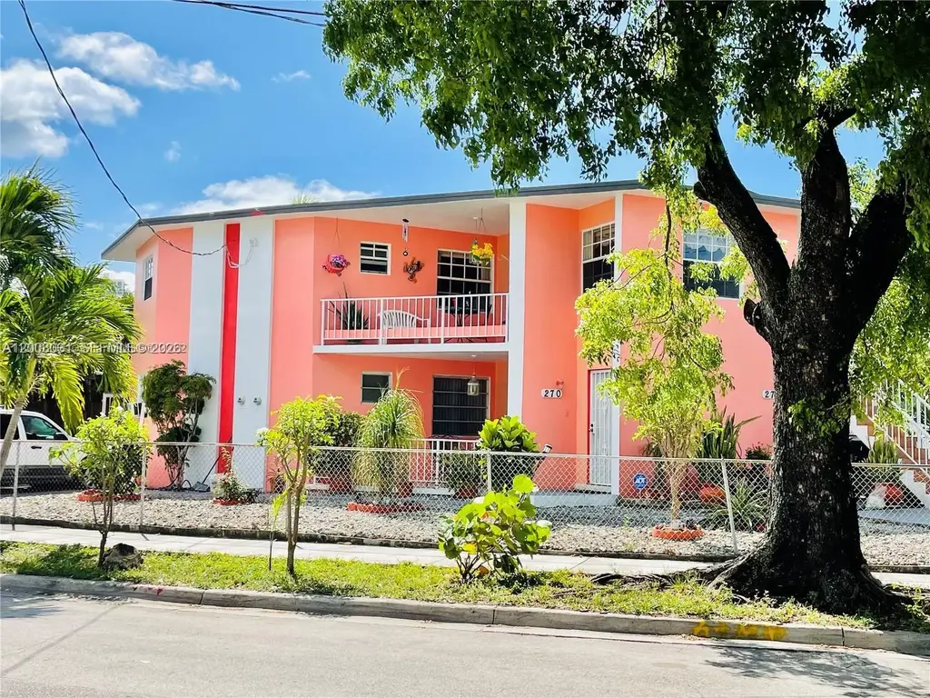 270 Nw 34th Ter, Miami