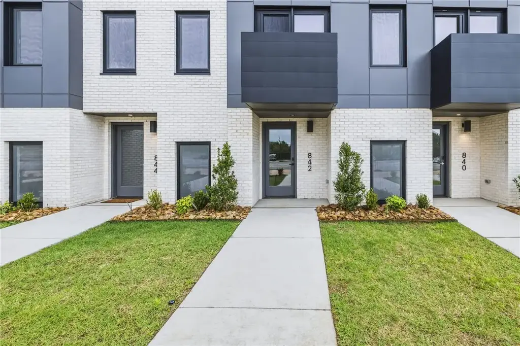 842 Se 8th Street, Bentonville
