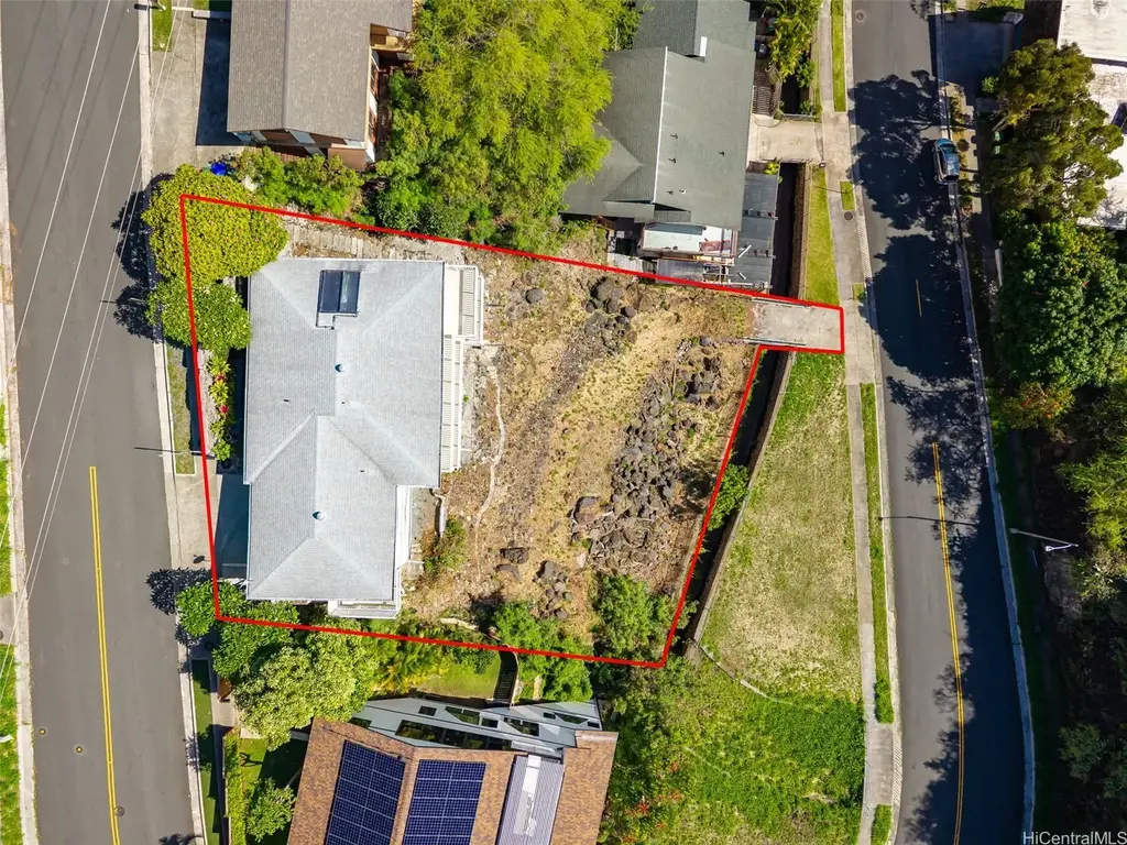 5207 Poola Street, Honolulu