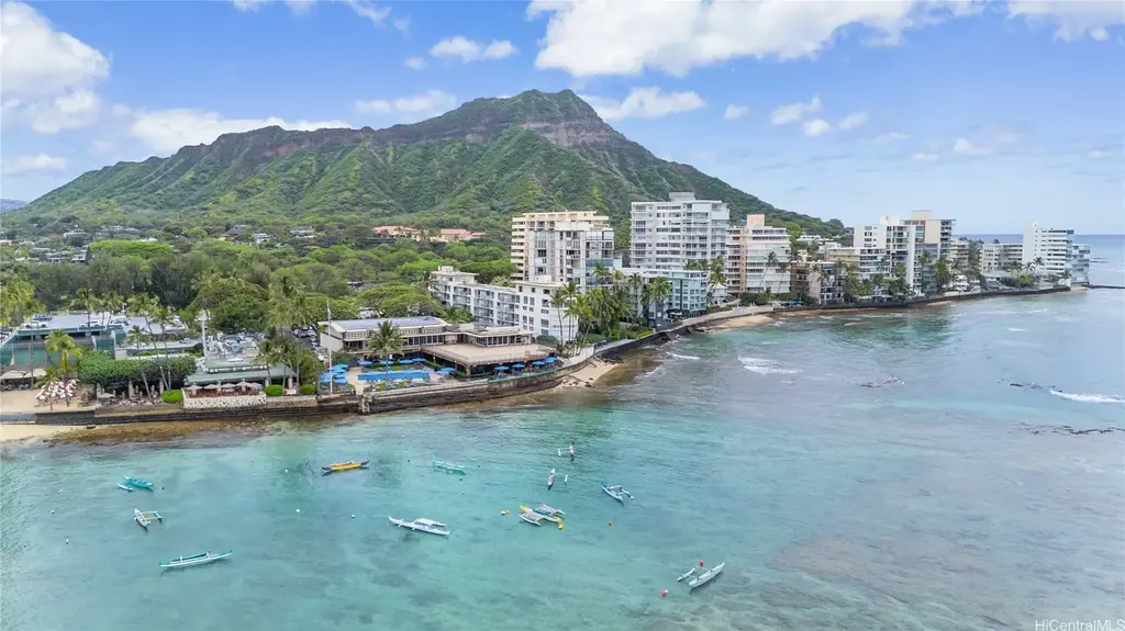 (unit #49) 2937 Kalakaua Avenue, Honolulu