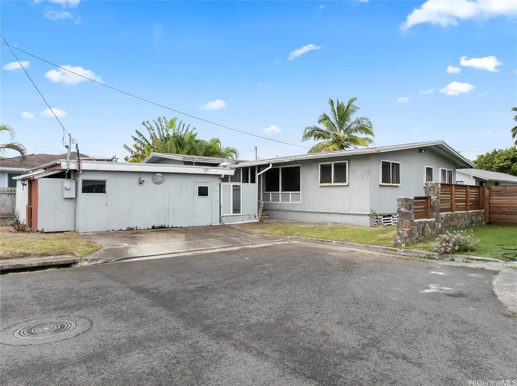 589 Kipuka Place, Kailua
