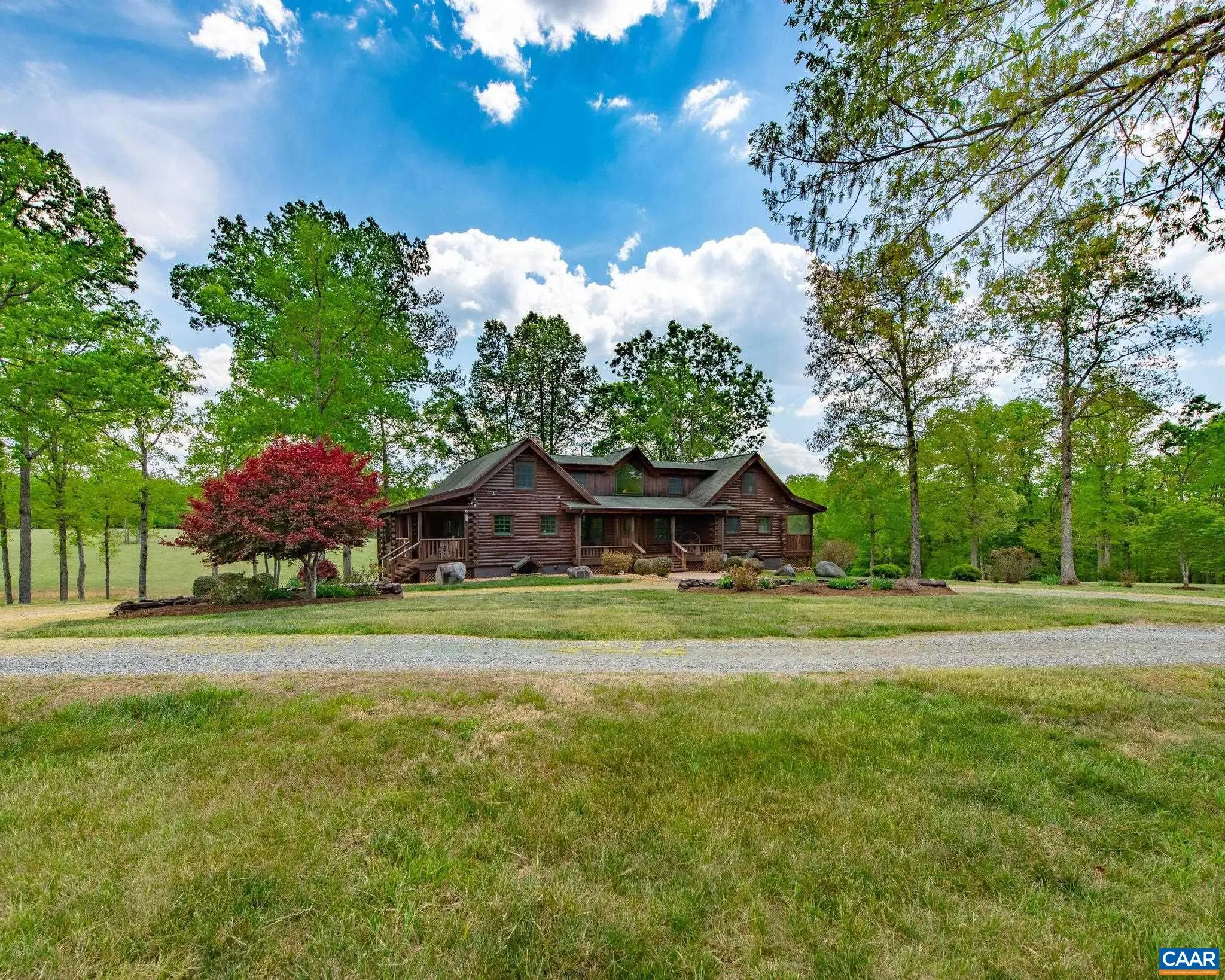 615 Riggs Rd, Louisa