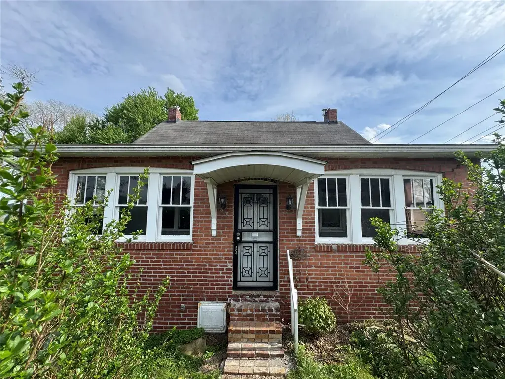 804 Eastman Street , West Mifflin