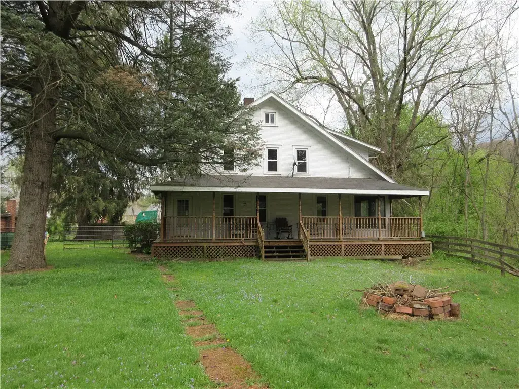227 Wurtemburg Road , Ellwood City