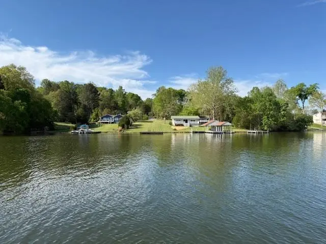 Tbd Lakeshore Dr S, Louisa