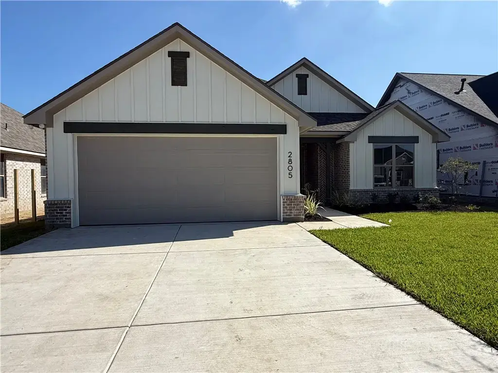 2805 Captain Drive, Bryan