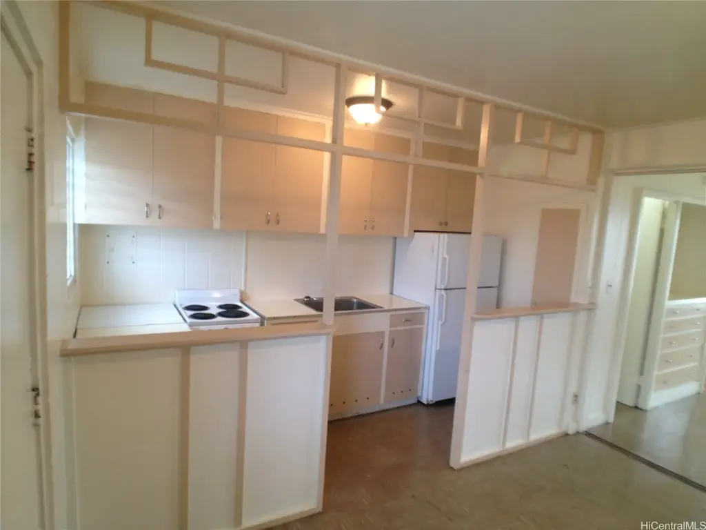 717 Kihapai Place # 8, Kailua