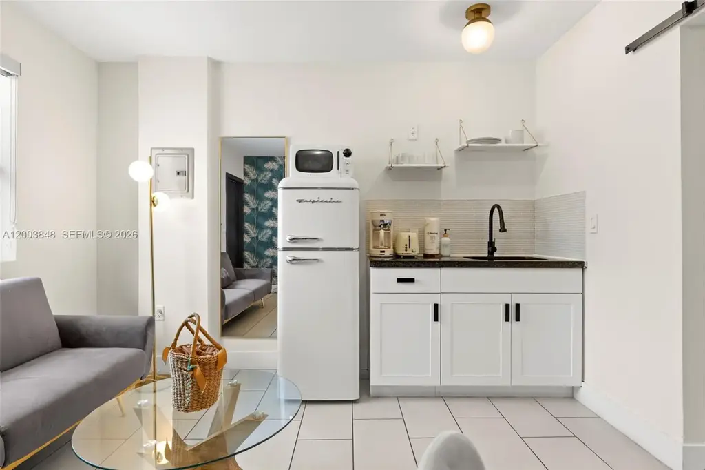 7320 Byron Ave, Miami Beach