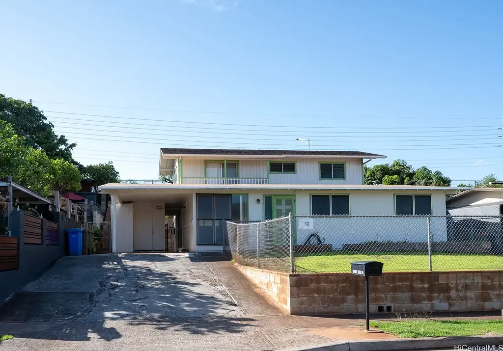 94-590 Kipou Street, Waipahu