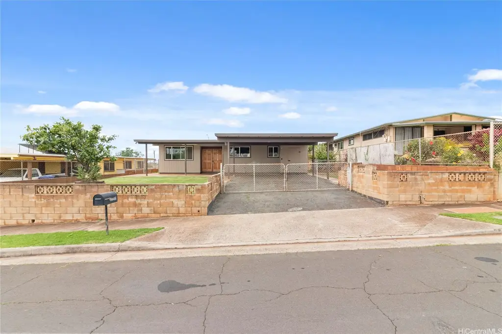 94-444 Loaa Street, Waipahu