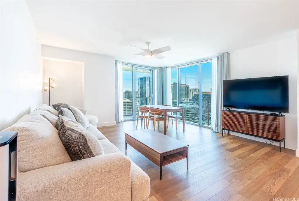 (unit #2511) 629 Keeaumoku Street, Honolulu