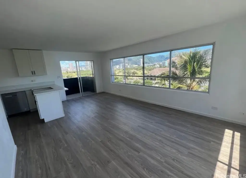 2547 Ala Wai Boulevard # 902, Honolulu