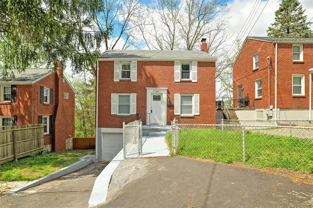 2131 Lindsay Road Road, Blackridge