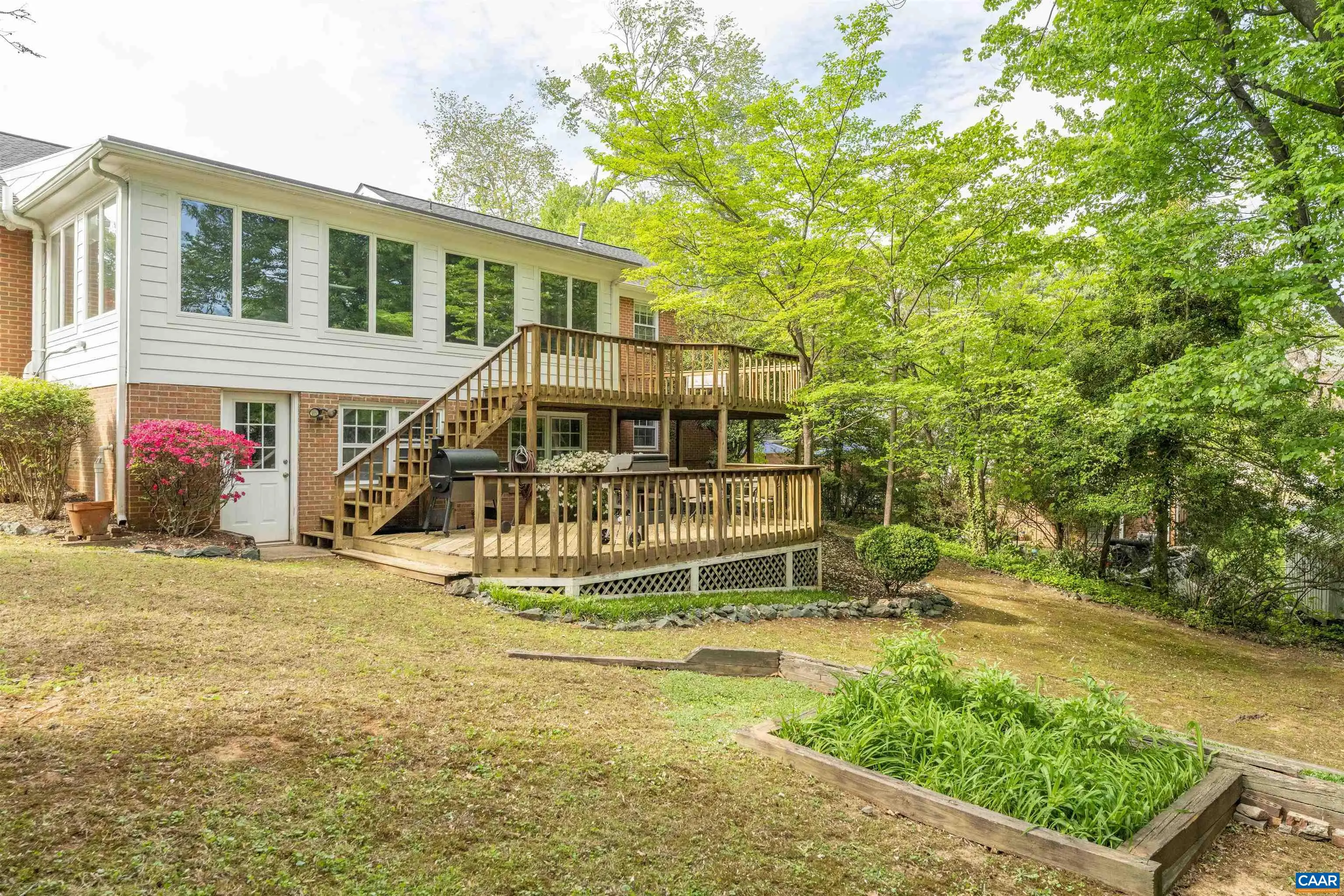 102 Westminster Rd, Charlottesville