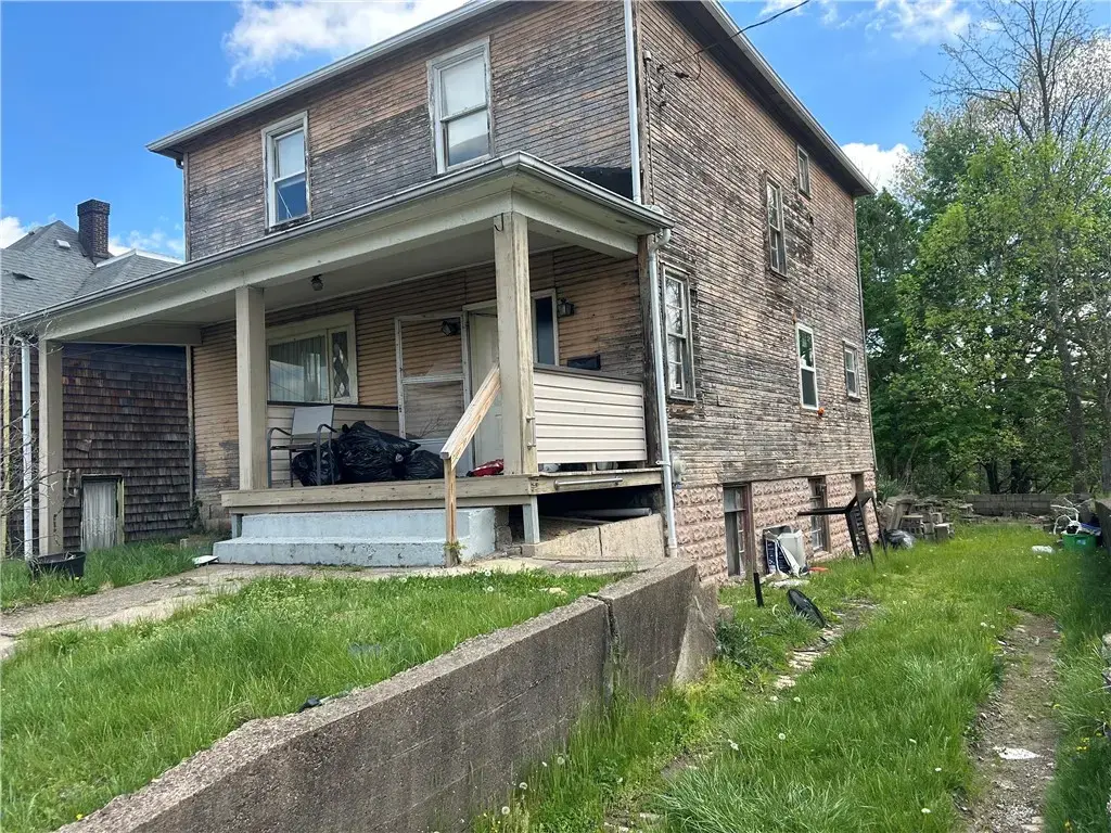 306 4th Street , Monessen