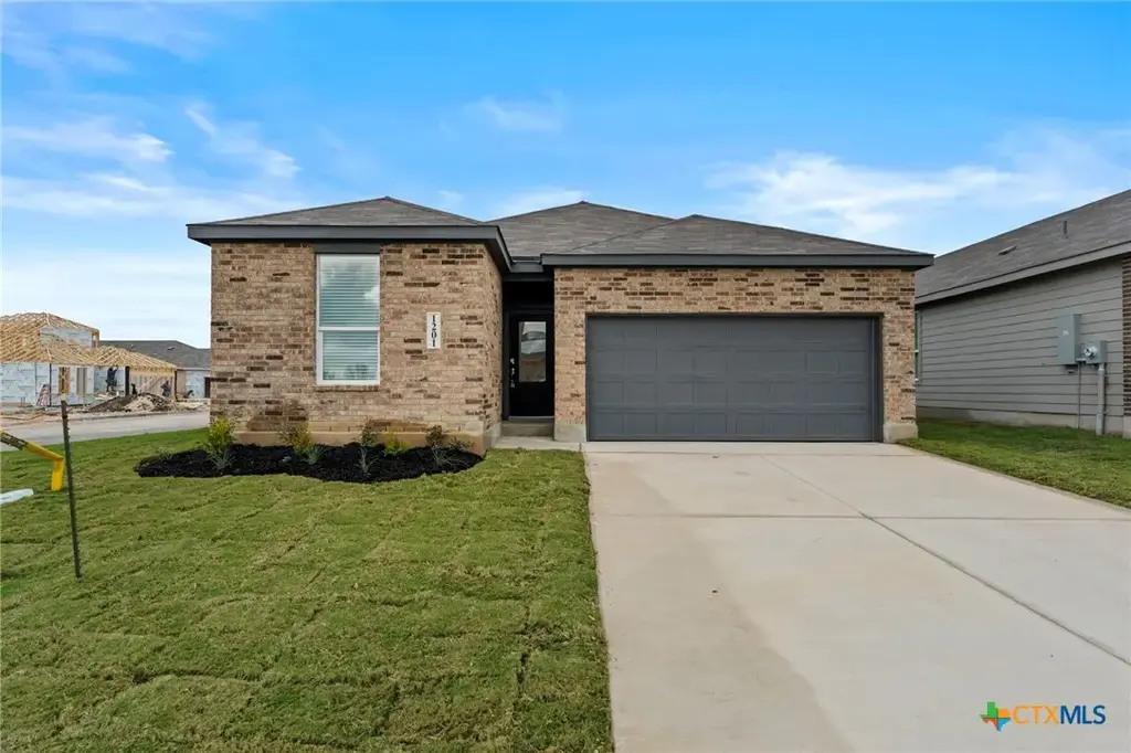 1201 Twisted Creek, New Braunfels