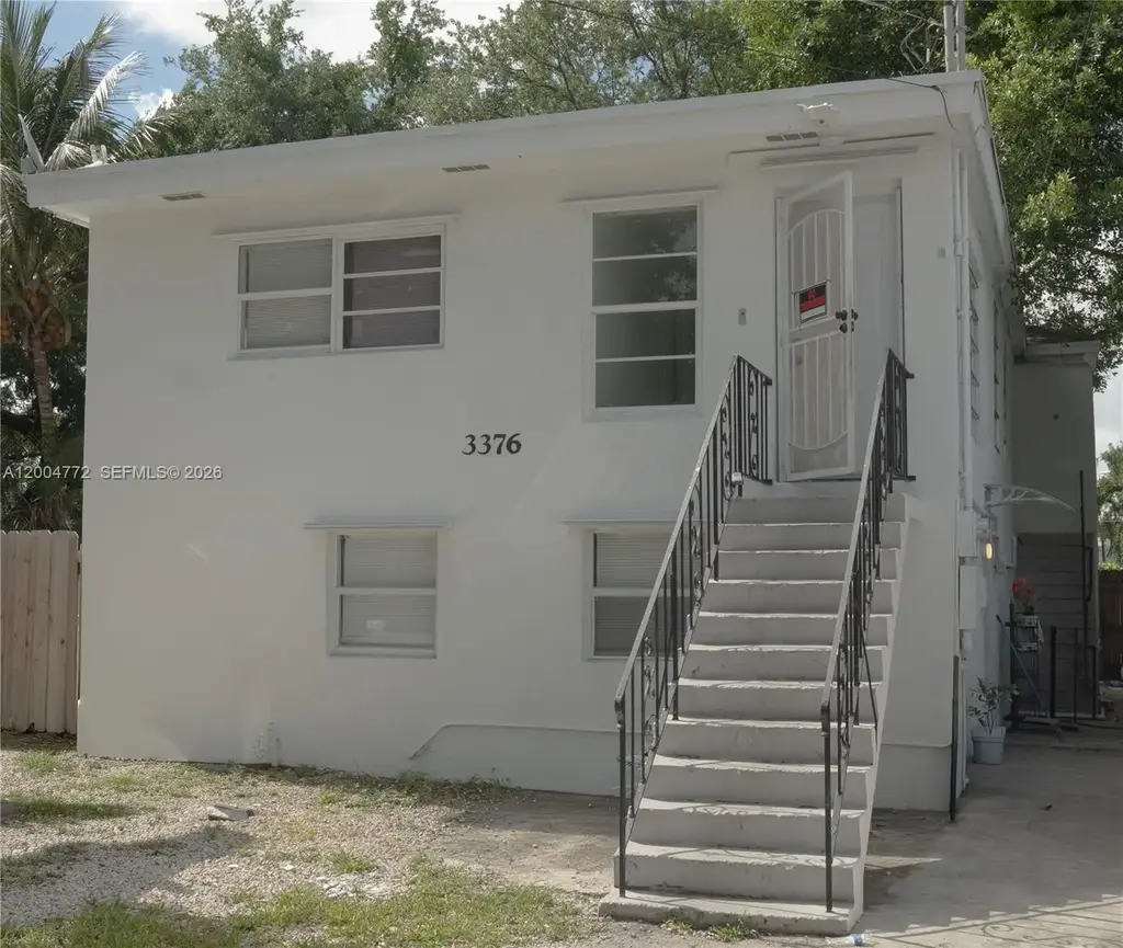3376 Nw 49th St, Miami