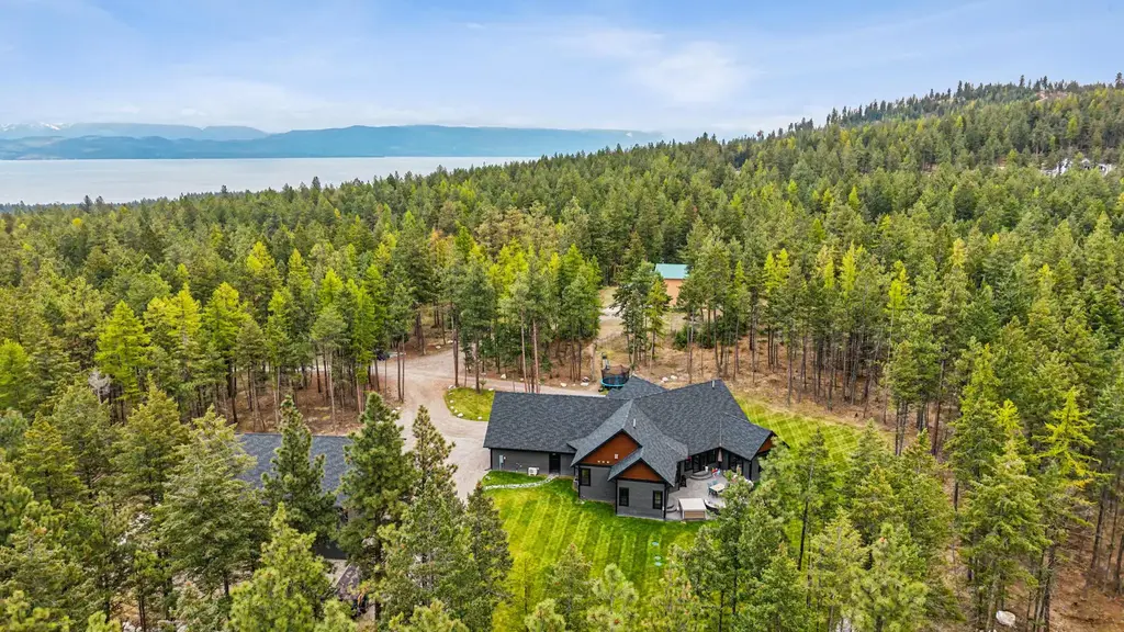 463 And 465 Deer Creek Road, Lakeside