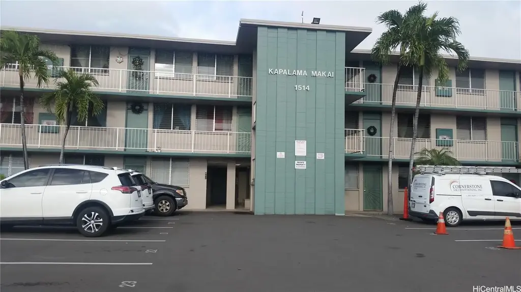 1514 Dillingham Boulevard # 301, Honolulu