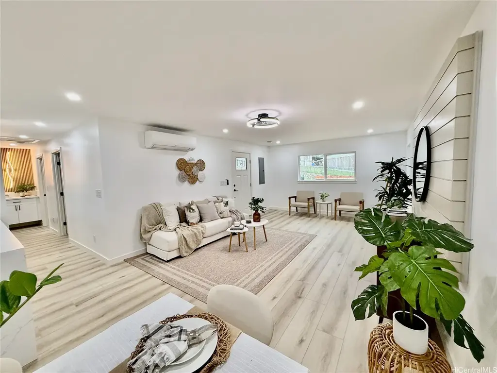 94-353 Peke Lane, Waipahu