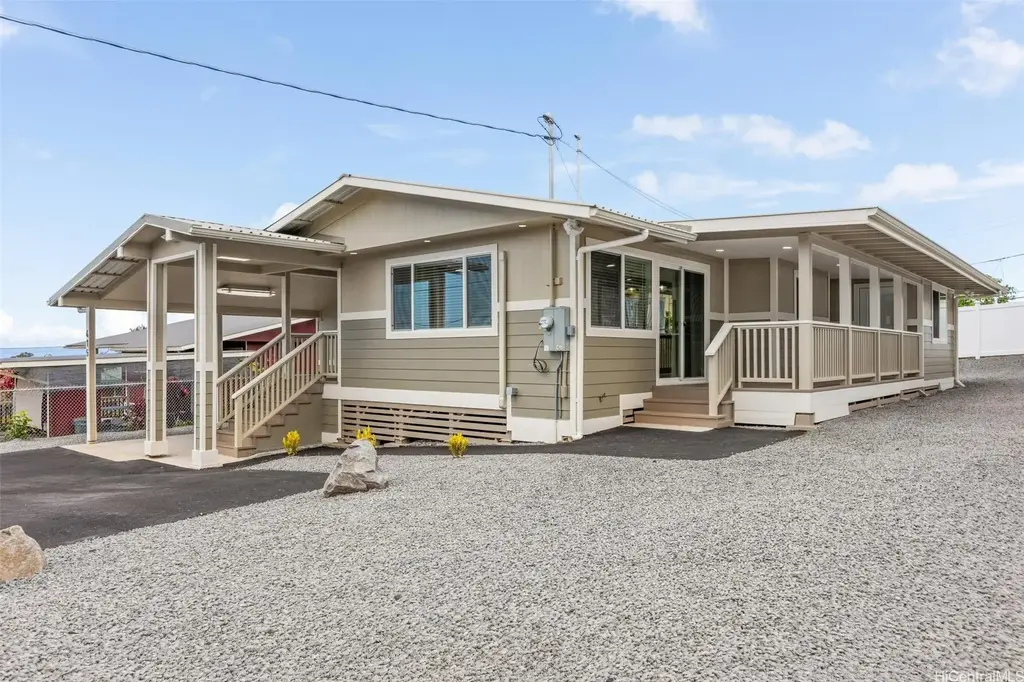 415 Hilinai Street, Hilo