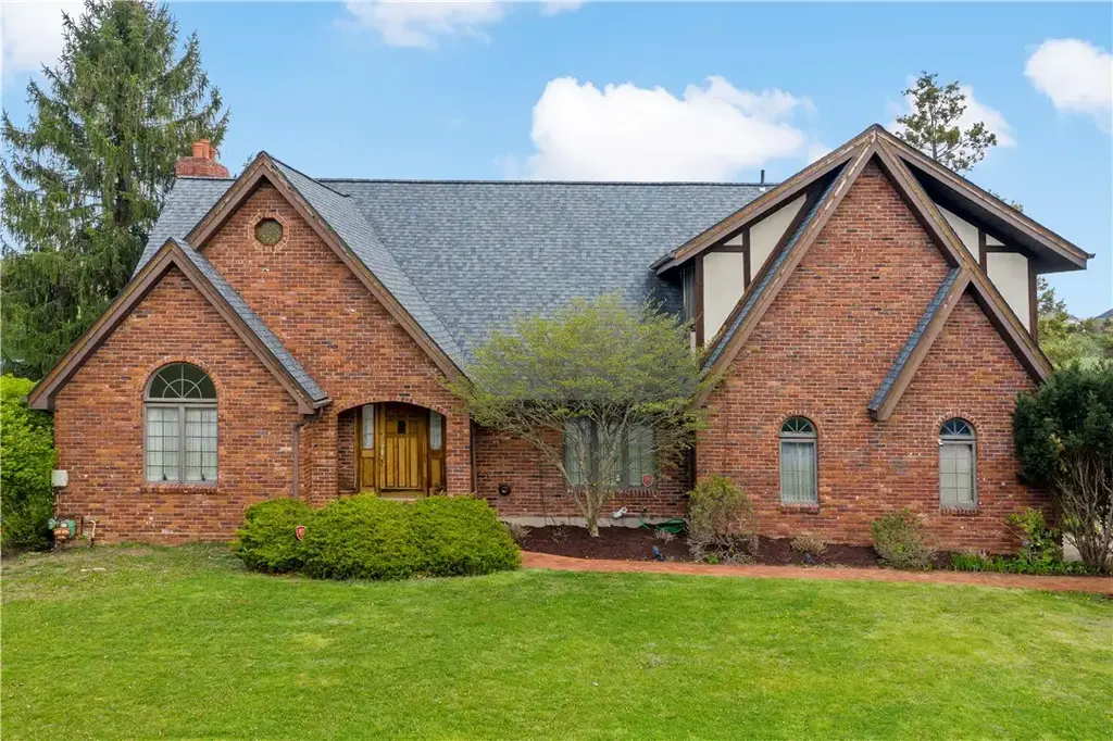 115 Stettler Drive, Jefferson Hills