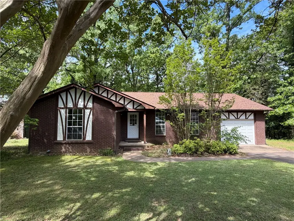 9 King Drive, Clarksville