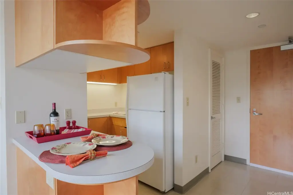 (unit #633) 545 Queen Street, Honolulu