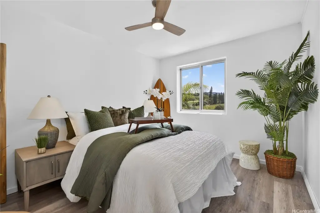 (unit #7-608) 98-1038 Moanalua Road, Aiea