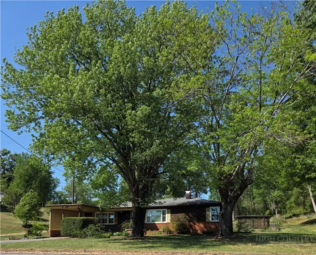 145 Black Oak Ridge Road, Taylorsville