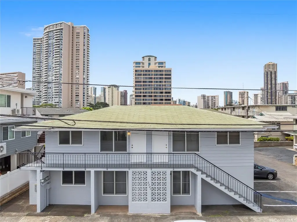 2221 Fern Street, Honolulu