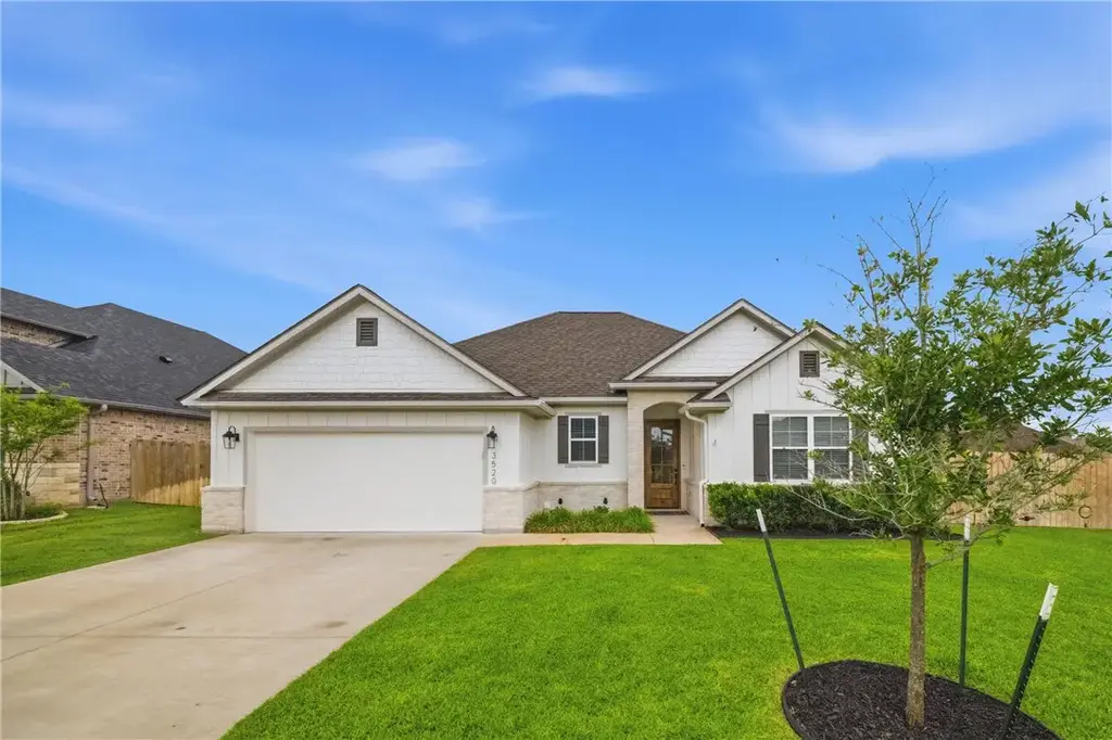 3520 Fairhope Way, Bryan