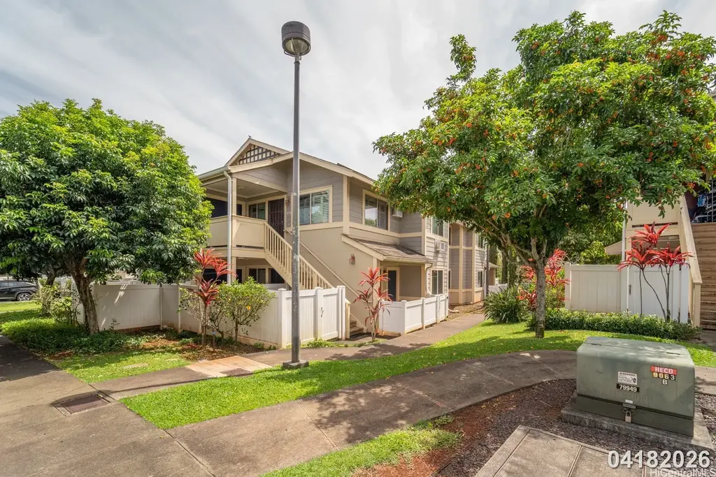 95-976 Ukuwai Street # 903, Mililani